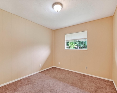 4826 Redfish Reef Drive - Photo Thumbnail 22