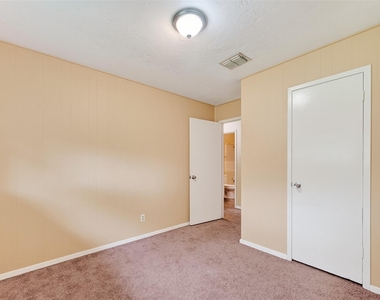 4826 Redfish Reef Drive - Photo Thumbnail 23