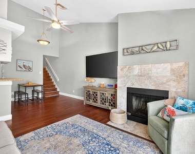 3506 Cove View Boulevard - Photo Thumbnail 3