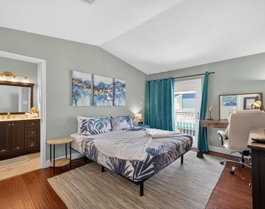 3506 Cove View Boulevard - Photo Thumbnail 7