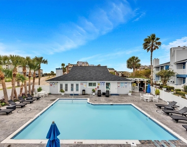 3506 Cove View Boulevard - Photo Thumbnail 15