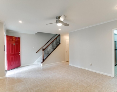 1407 Springrock Lane - Photo Thumbnail 3
