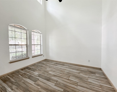 20319 Little Wing Drive - Photo Thumbnail 7