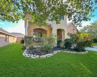 20319 Little Wing Drive - Photo Thumbnail 4