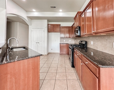 20319 Little Wing Drive - Photo Thumbnail 23