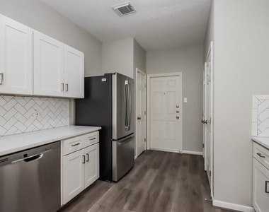 199 S Delta Mill Circle - Photo Thumbnail 4