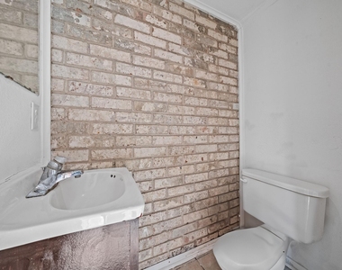 6463 Cambridge Glen Lane - Photo Thumbnail 12