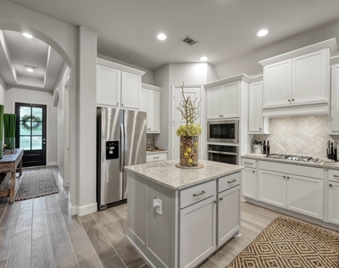 611 Lost Maples Bend Lane - Photo Thumbnail 6