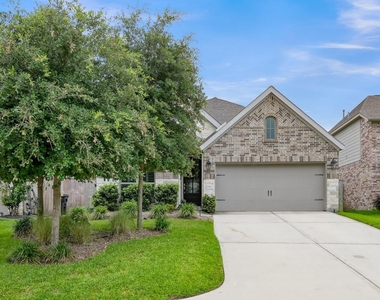 611 Lost Maples Bend Lane - Photo Thumbnail 1