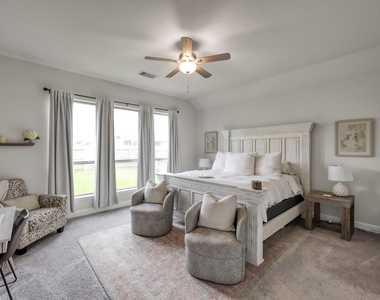 611 Lost Maples Bend Lane - Photo Thumbnail 14