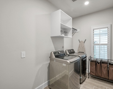 611 Lost Maples Bend Lane - Photo Thumbnail 22