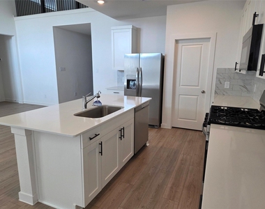 3314 Hopper Knoll Lane - Photo Thumbnail 7
