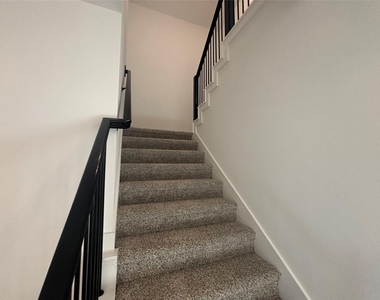 3314 Hopper Knoll Lane - Photo Thumbnail 18