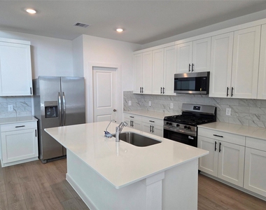 3314 Hopper Knoll Lane - Photo Thumbnail 6