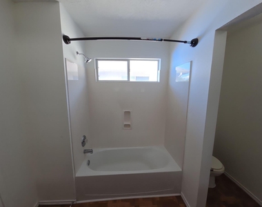 21802 Westfield Ridge Drive - Photo Thumbnail 14