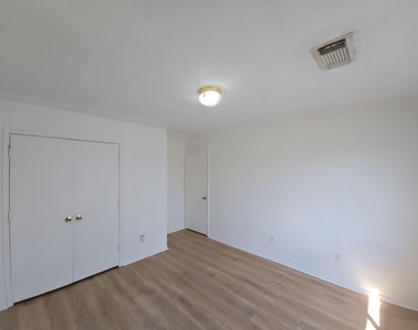 21802 Westfield Ridge Drive - Photo Thumbnail 16