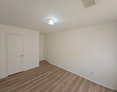 21802 Westfield Ridge Drive - Photo Thumbnail 15