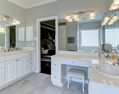 3803 Marlowe Street - Photo Thumbnail 18