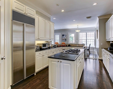3803 Marlowe Street - Photo Thumbnail 13