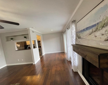 18519 Egret Bay Boulevard - Photo Thumbnail 3
