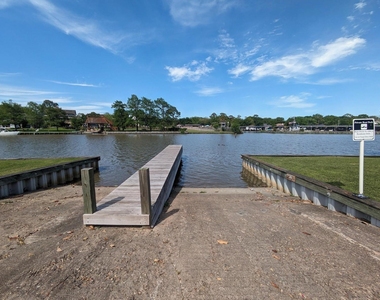 18519 Egret Bay Boulevard - Photo Thumbnail 12