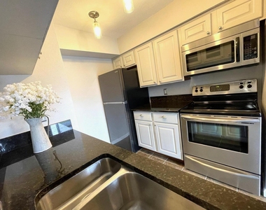 18519 Egret Bay Boulevard - Photo Thumbnail 1