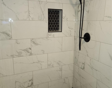 22127 Elsinore Drive - Photo Thumbnail 16