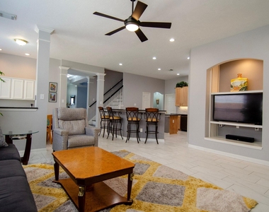 1211 Campton Court - Photo Thumbnail 7