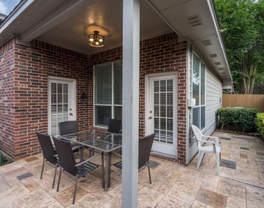 1211 Campton Court - Photo Thumbnail 31