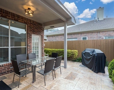 1211 Campton Court - Photo Thumbnail 32