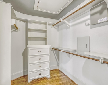 632 W 17th Street - Photo Thumbnail 13