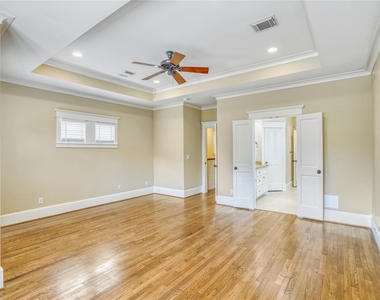 632 W 17th Street - Photo Thumbnail 15