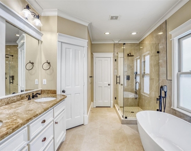 632 W 17th Street - Photo Thumbnail 14