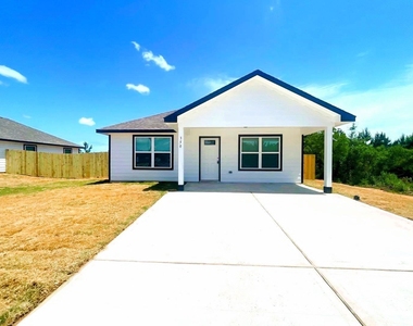 350 Road 5105 - Photo Thumbnail 24