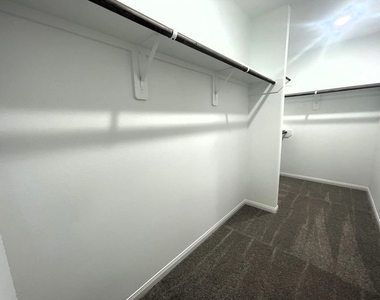350 Road 5105 - Photo Thumbnail 8