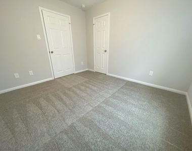 350 Road 5105 - Photo Thumbnail 13