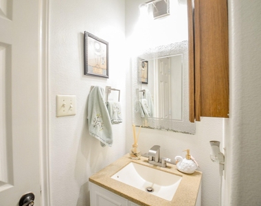 3115 Sachse Court - Photo Thumbnail 13