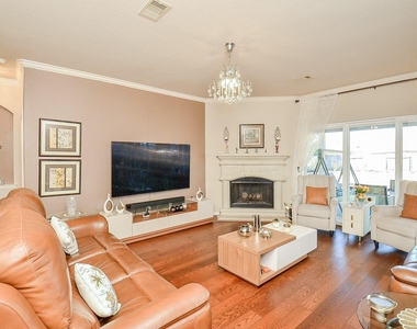 3115 Sachse Court - Photo Thumbnail 11