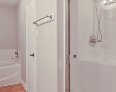 14926 Diamond Way - Photo Thumbnail 6