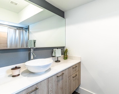 1236 W 25th Street - Photo Thumbnail 8