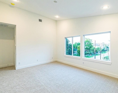1236 W 25th Street - Photo Thumbnail 19