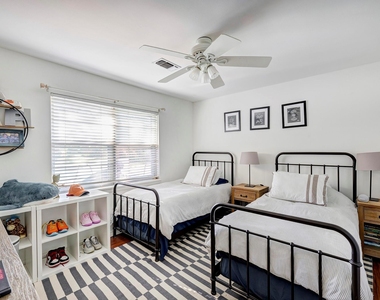 12511 Boheme Drive - Photo Thumbnail 15