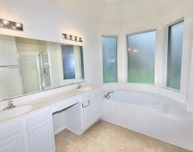 4106 Hidden Fort Lane - Photo Thumbnail 17