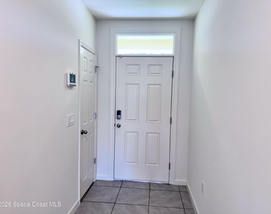 2158 Jupiter Boulevard Sw - Photo Thumbnail 4
