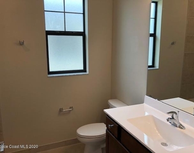 1703 Great Belt Circle - Photo Thumbnail 14
