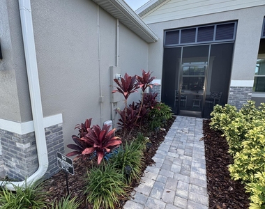 3010 Avalonia Drive - Photo Thumbnail 1