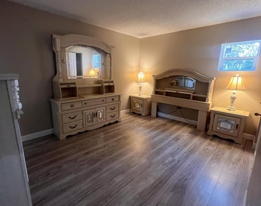 2796 Lancaster Road - Photo Thumbnail 21