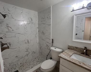 2796 Lancaster Road - Photo Thumbnail 27