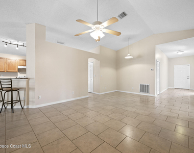 4800 Manchester Drive - Photo Thumbnail 12