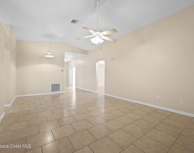 4800 Manchester Drive - Photo Thumbnail 5